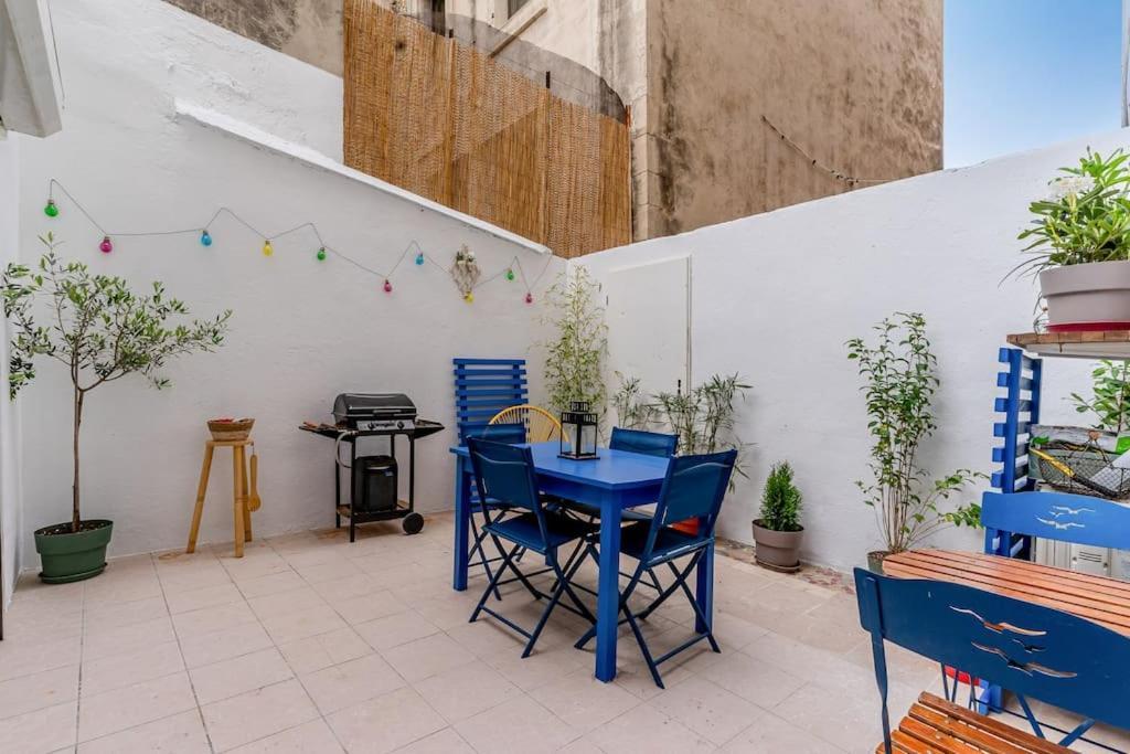 Duplex 4 Pers. Centre Avec Cour Privee Ensoleillee Apartment Marseille Luaran gambar