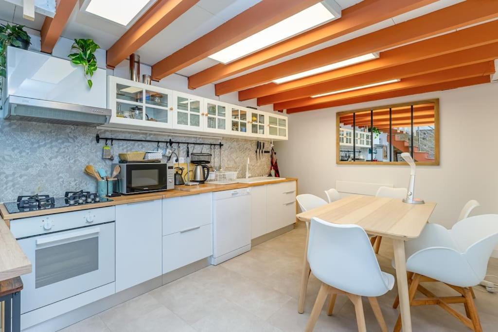 Duplex 4 Pers. Centre Avec Cour Privee Ensoleillee Apartment Marseille Luaran gambar